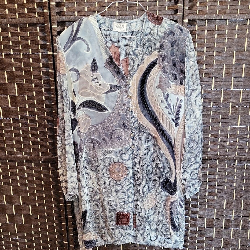 Vintage Patterned Button-Up Blouse